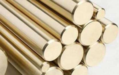 Precisão e Agilidade no Corte com Serra em Bronze